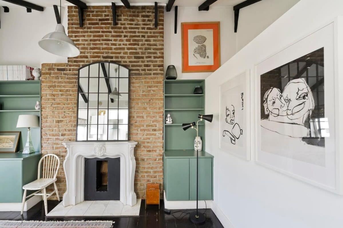 Long Discounts- 1 Bed Bohemian Loft Style *